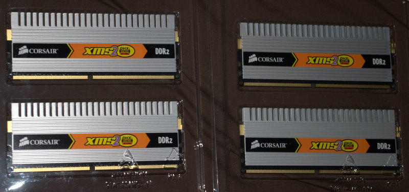 Corsair Ram DHX 6400C4